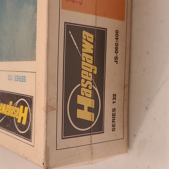 Hasegawa- Focke Wulf Fw190 German Fighter - Picture 10 of 14